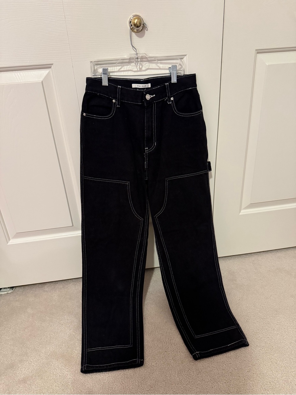 PacSun Women’s Black Straight Jeans with Contrast Stitch